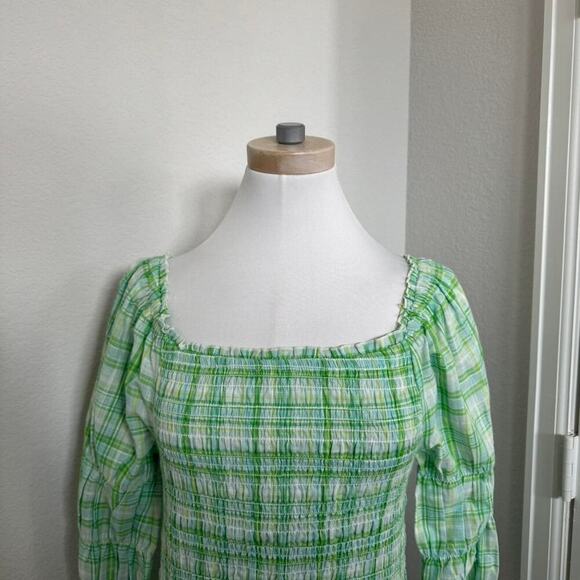 Green and white plaid - Picture 2 of 4